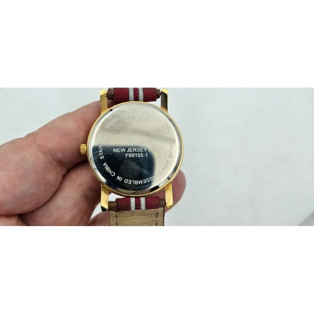 Valdawn USA Flag Watch Patriotic Americana Quartz Gold Tone Wristwatch